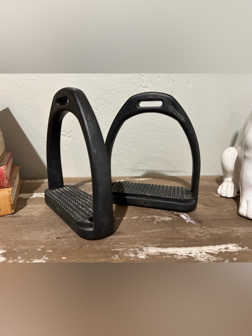 Horse Tack - 4 1/2” Compositi Black English Stirrups